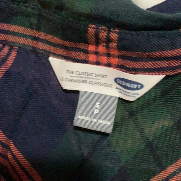 Old navy plaid shirt - Picture 2 of 2